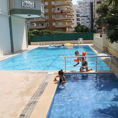 Apartment Aygun Mahmutlar